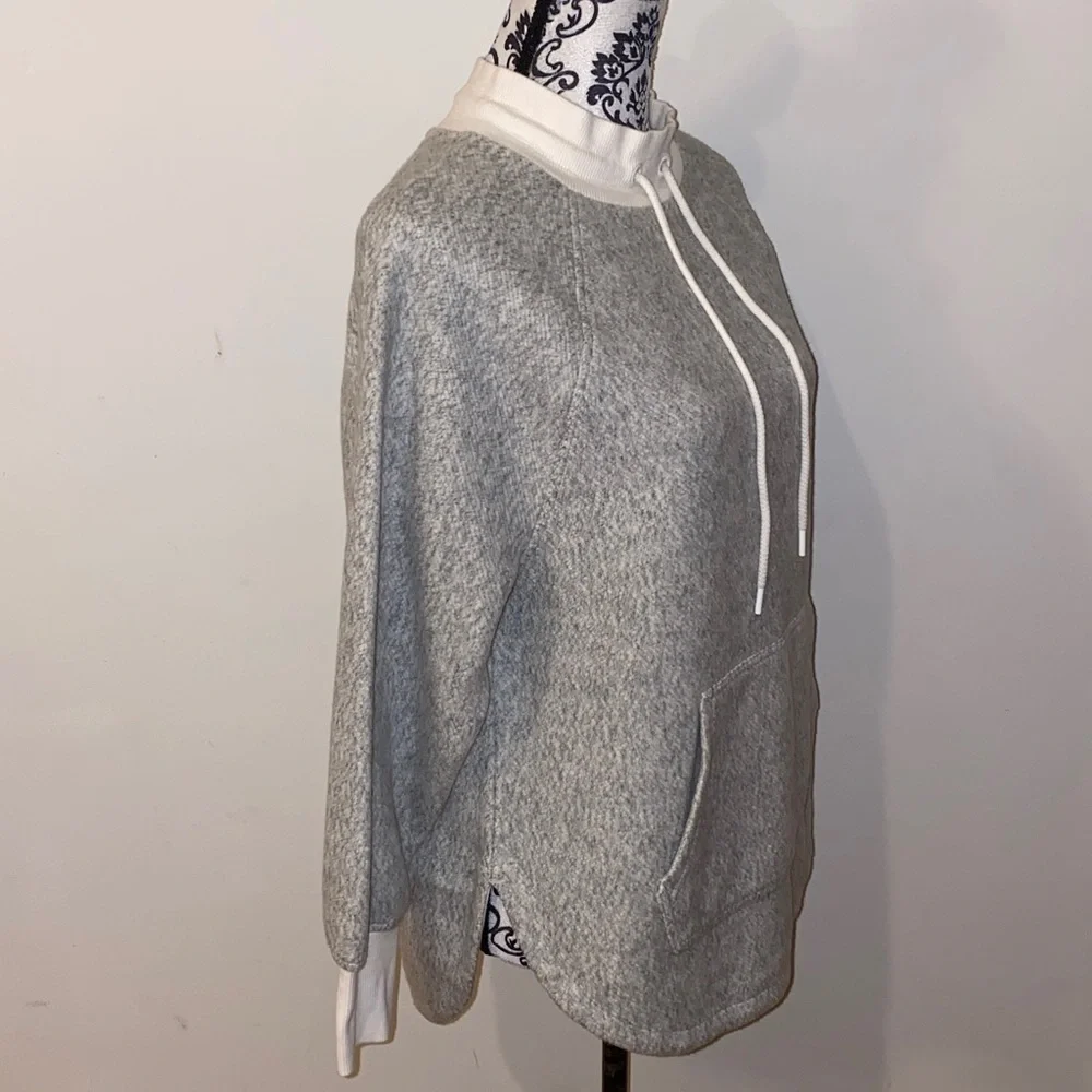 Lou & Grey Soft Knit Pullover in Gray & Cream Size XXS Oversized - Picture 6 of 13